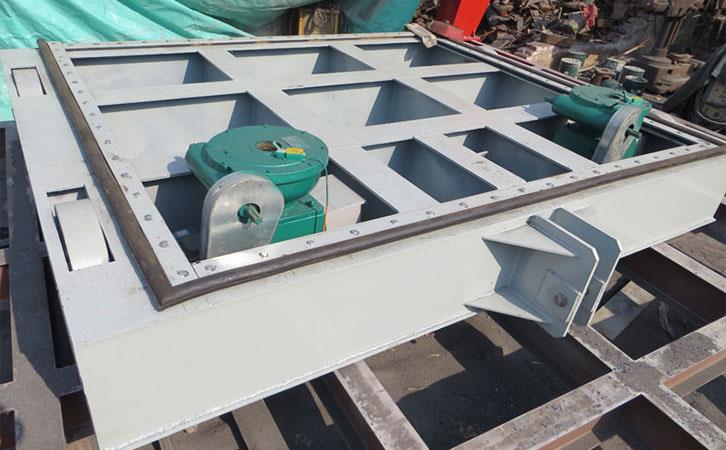 鋼閘門(mén) 鋼閘門(mén)